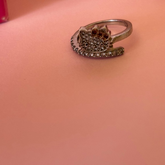 🌸SANRIO HELLO KITTY RING BY DIAMONIQUE🌸 - Picture 7 of 7